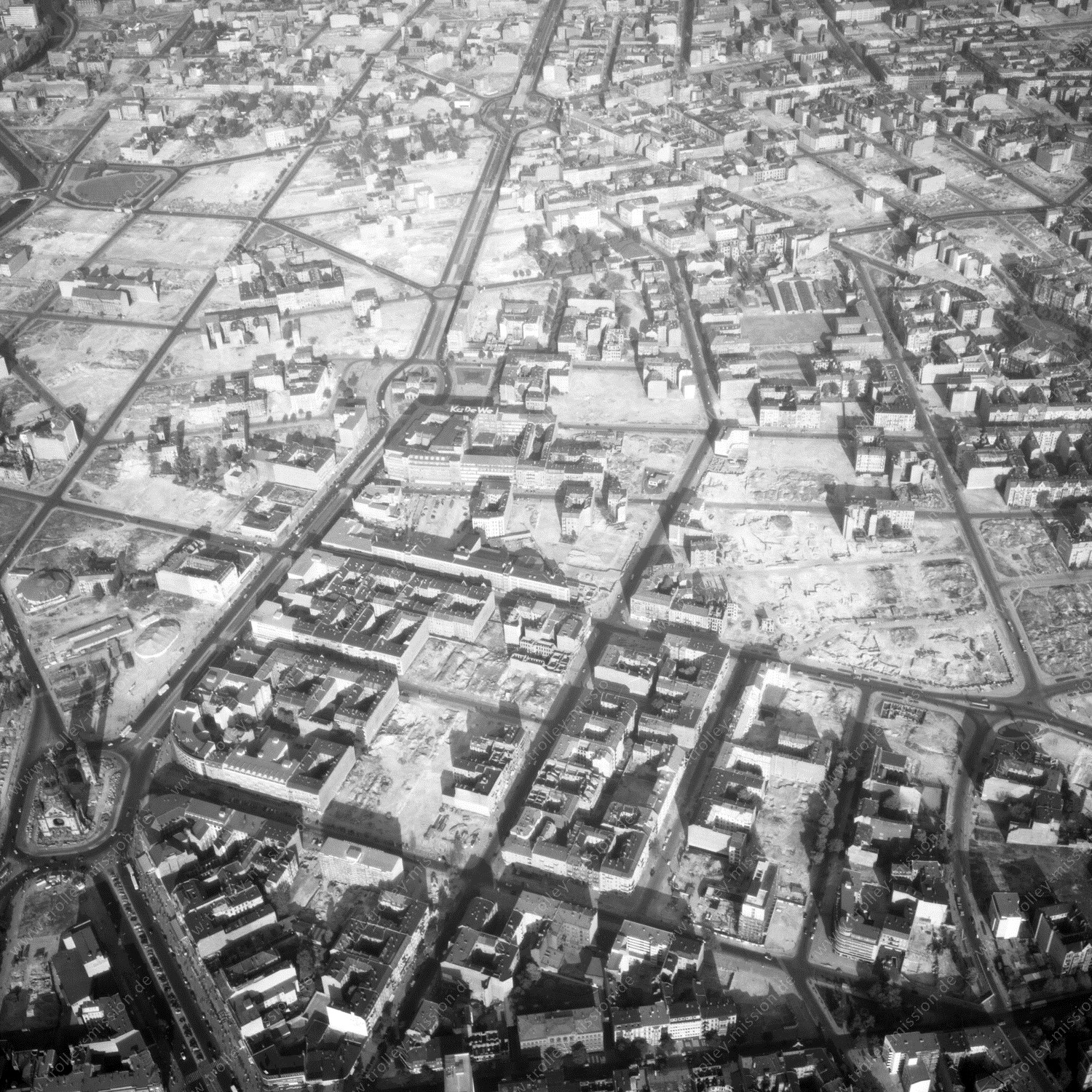 Alte Fotos und Luftbilder von Berlin - Luftbildaufnahme Nr. 11 - Historische Luftaufnahmen von West-Berlin aus dem Jahr 1954 - Flugstrecke Echo