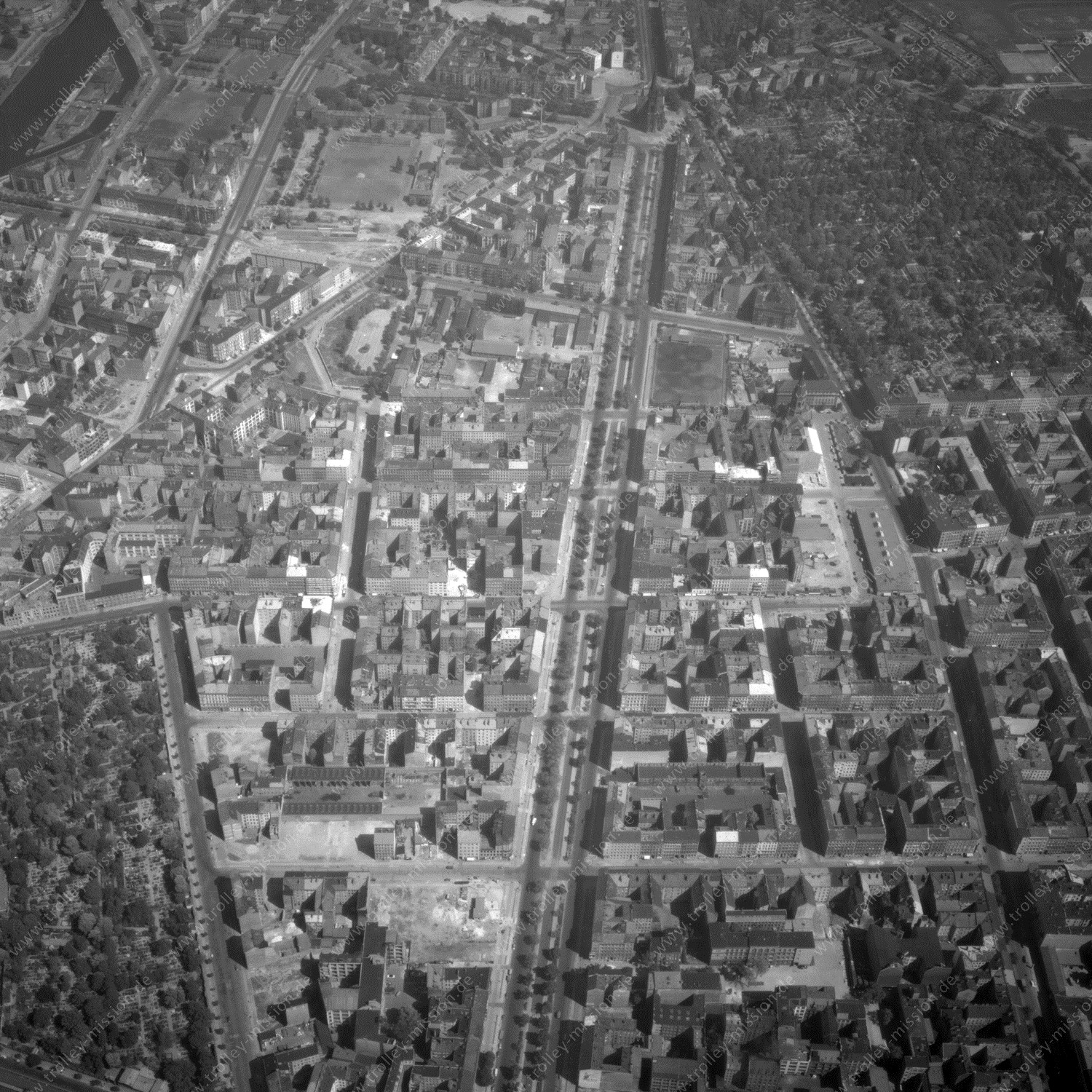 Alte Fotos und Luftbilder von Berlin - Luftbildaufnahme Nr. 04 - Historische Luftaufnahmen von West-Berlin aus dem Jahr 1954 - Flugstrecke Juliett
