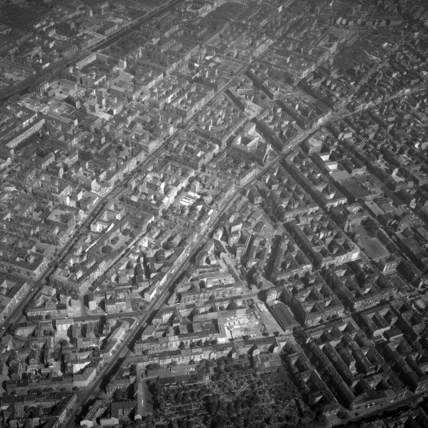 Alte Fotos und Luftbilder von Berlin - Luftbildaufnahme Nr. 01 - Historische Luftaufnahmen von West-Berlin aus dem Jahr 1954 - Flugstrecke Mike