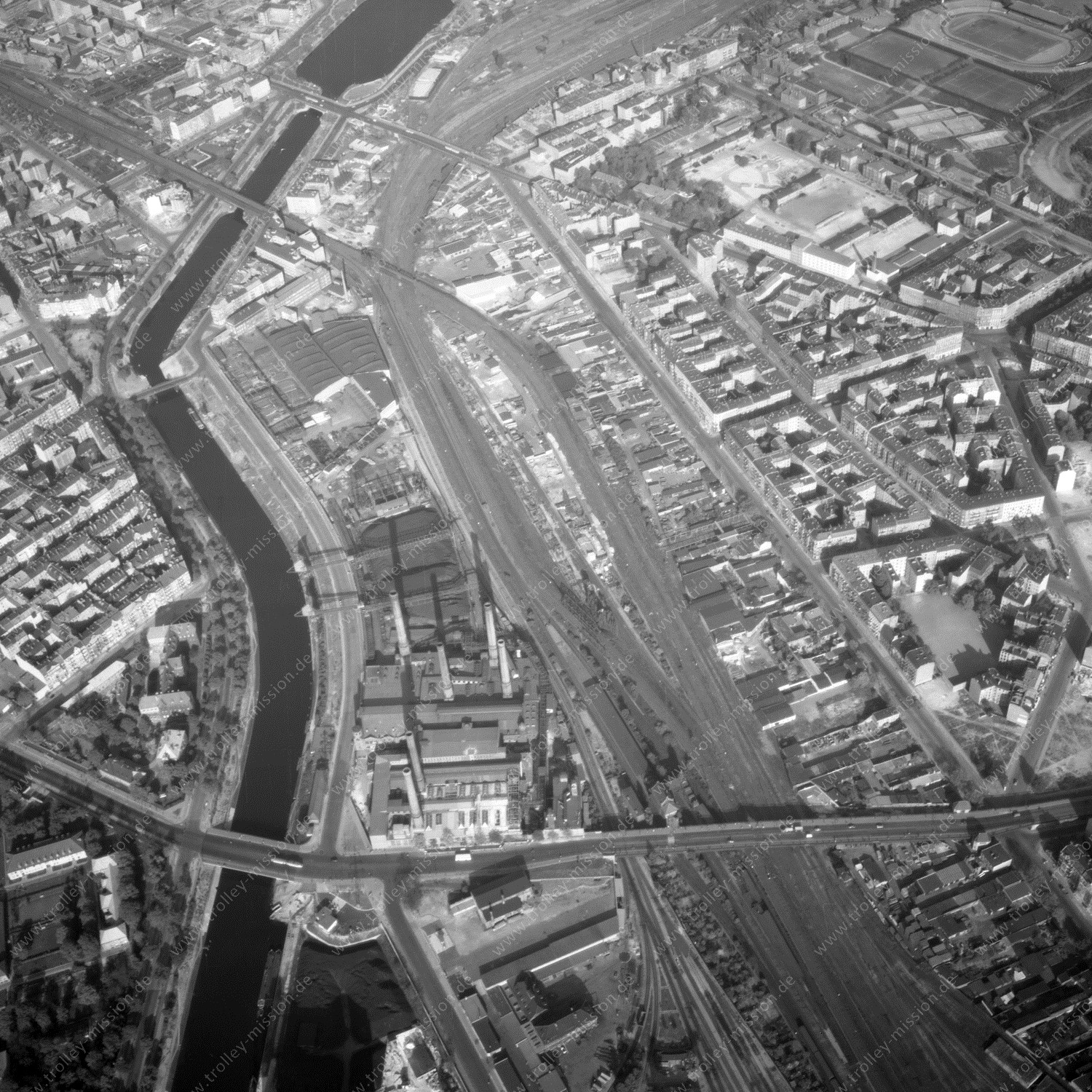 Alte Fotos und Luftbilder von Berlin - Luftbildaufnahme Nr. 05 - Historische Luftaufnahmen von West-Berlin aus dem Jahr 1954 - Flugstrecke Oscar