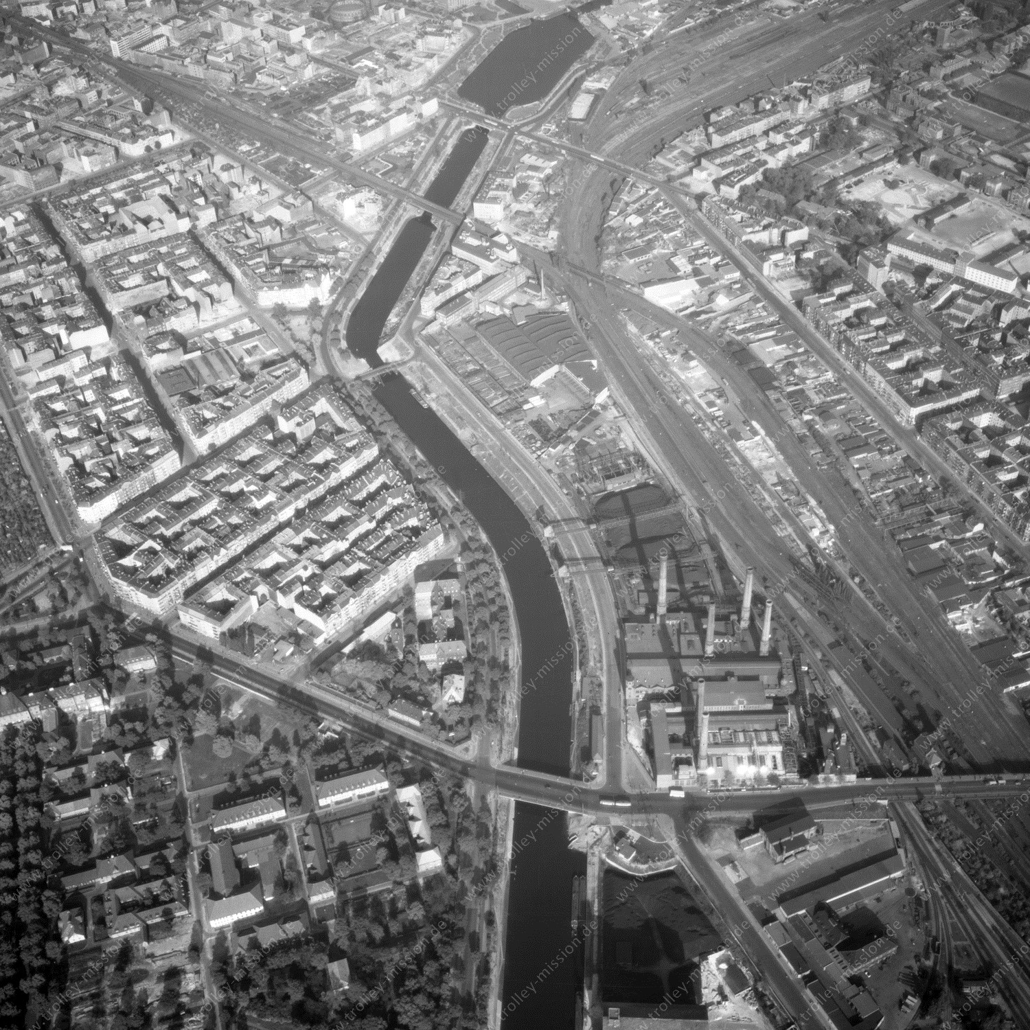 Alte Fotos und Luftbilder von Berlin - Luftbildaufnahme Nr. 06 - Historische Luftaufnahmen von West-Berlin aus dem Jahr 1954 - Flugstrecke Oscar