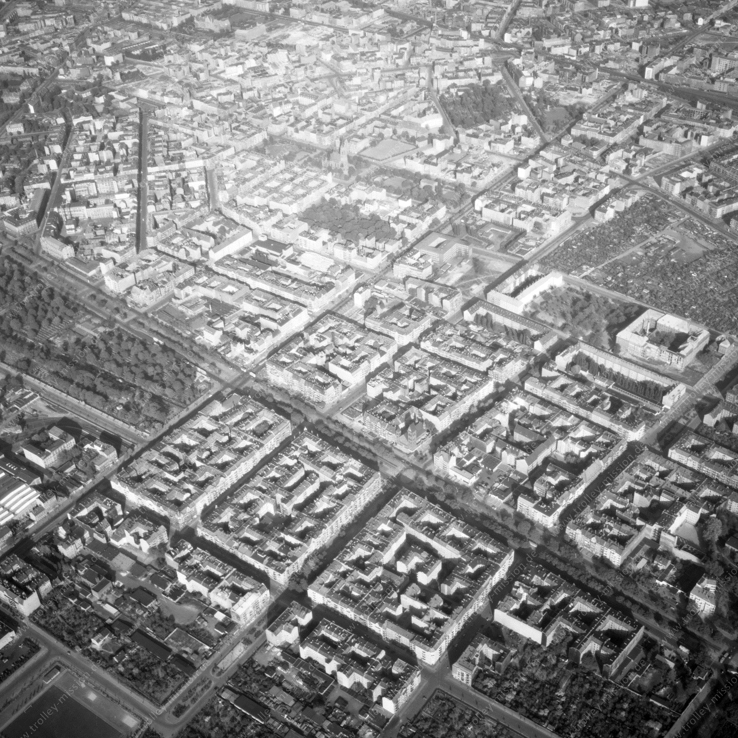 Alte Fotos und Luftbilder von Berlin - Luftbildaufnahme Nr. 10 - Historische Luftaufnahmen von West-Berlin aus dem Jahr 1954 - Flugstrecke Oscar