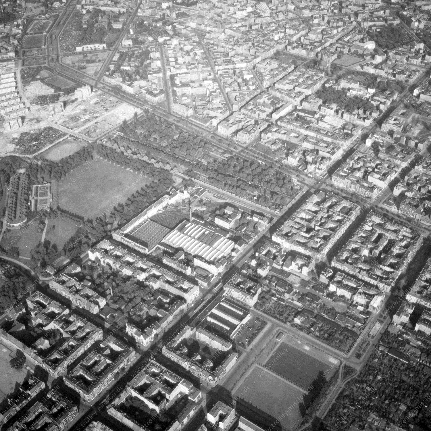 Alte Fotos und Luftbilder von Berlin - Luftbildaufnahme Nr. 12 - Historische Luftaufnahmen von West-Berlin aus dem Jahr 1954 - Flugstrecke Oscar