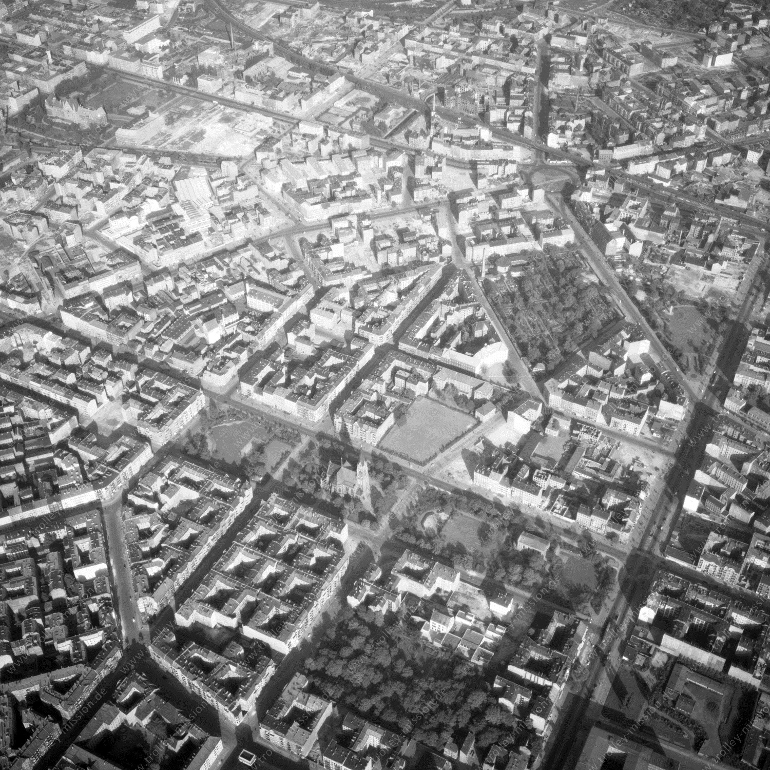 Alte Fotos und Luftbilder von Berlin - Luftbildaufnahme Nr. 10 - Historische Luftaufnahmen von West-Berlin aus dem Jahr 1954 - Flugstrecke Papa