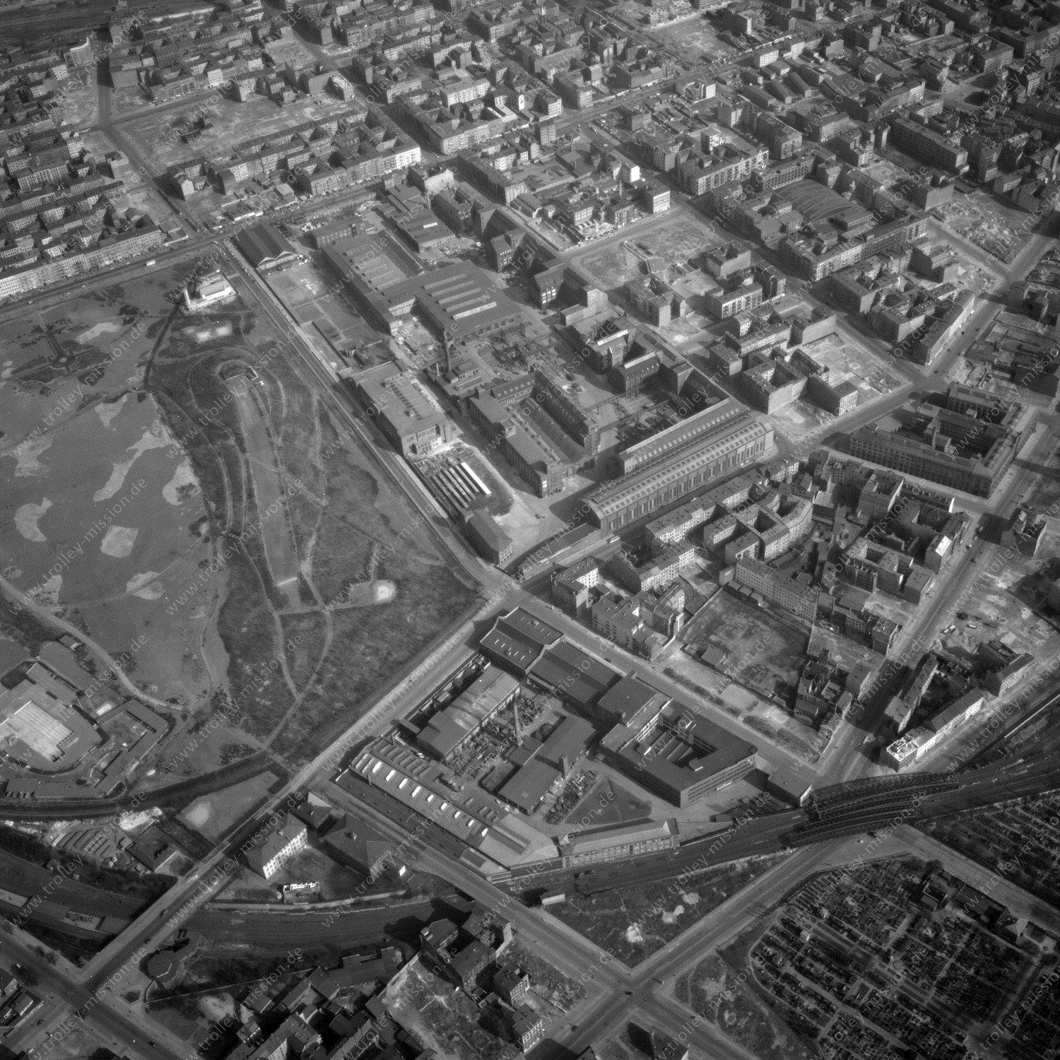 Alte Fotos und Luftbilder von Berlin - Luftbildaufnahme Nr. 06 - Historische Luftaufnahmen von West-Berlin aus dem Jahr 1954 - Flugstrecke Romeo