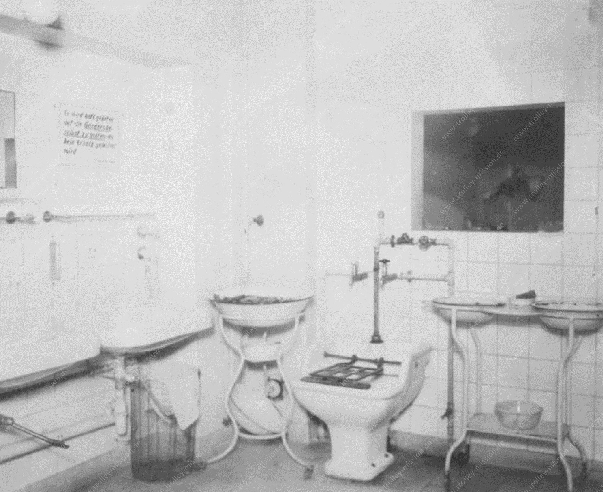 Zweiter Weltkrieg - Luftschutz - Tiefbunker - Uniklinik - Krankenhaus - Bunker - Frankfurt am Main