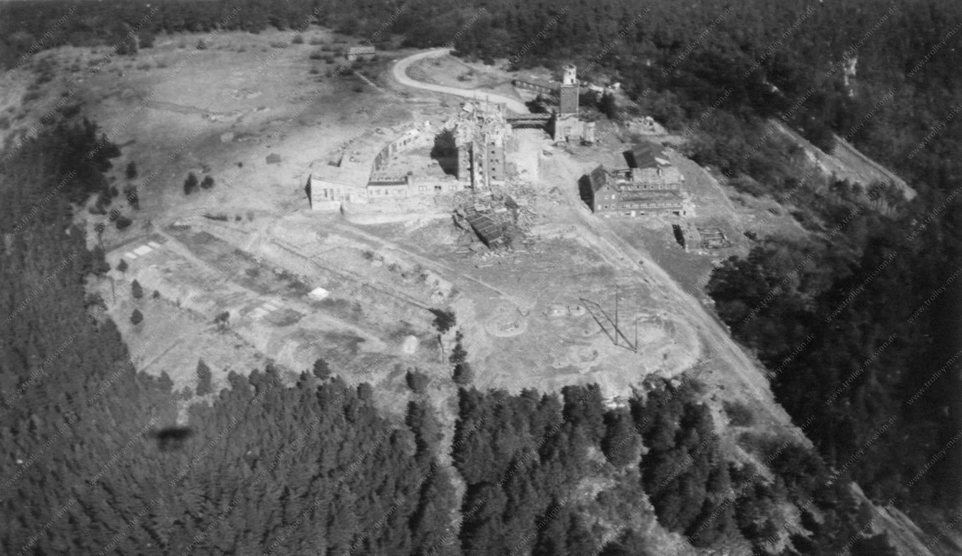 Feldberg im Taunus - Funkturm und Aussichtsturm - Luftbild Zweiter Weltkrieg
