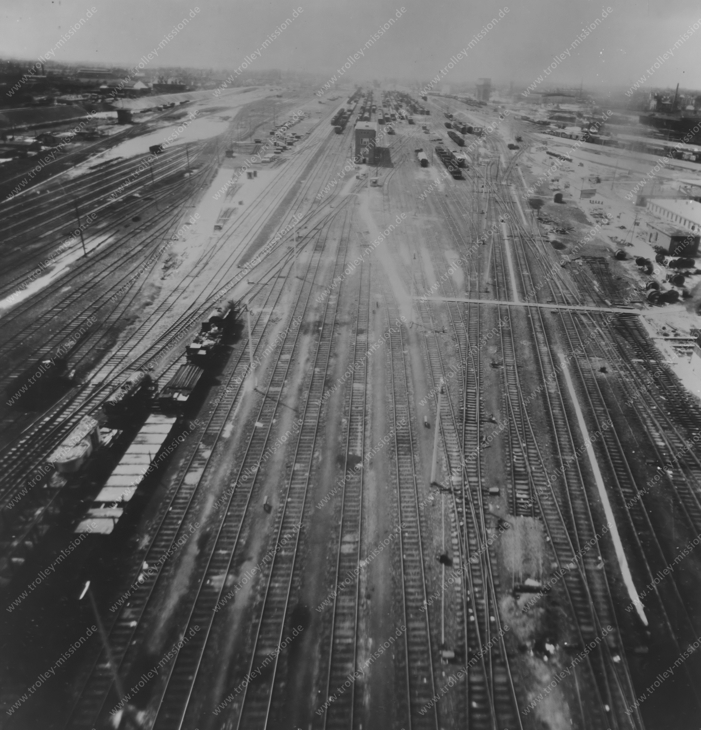 Rangierbahnhof und Güterbahnhof mit Ladegleisen in Braunschweig 1945