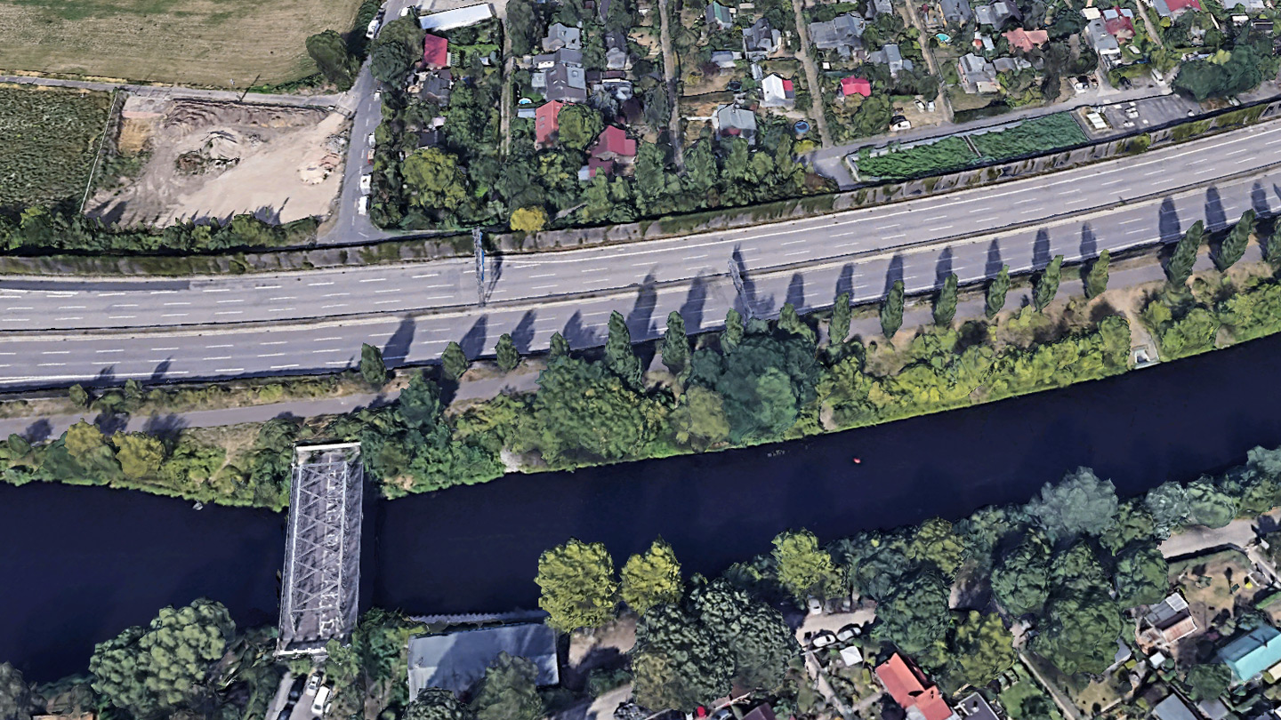 Die Alte Späthbrücke hatte vor dem Bau der Berliner Mauer Treptow mit Neukölln verbunden.
