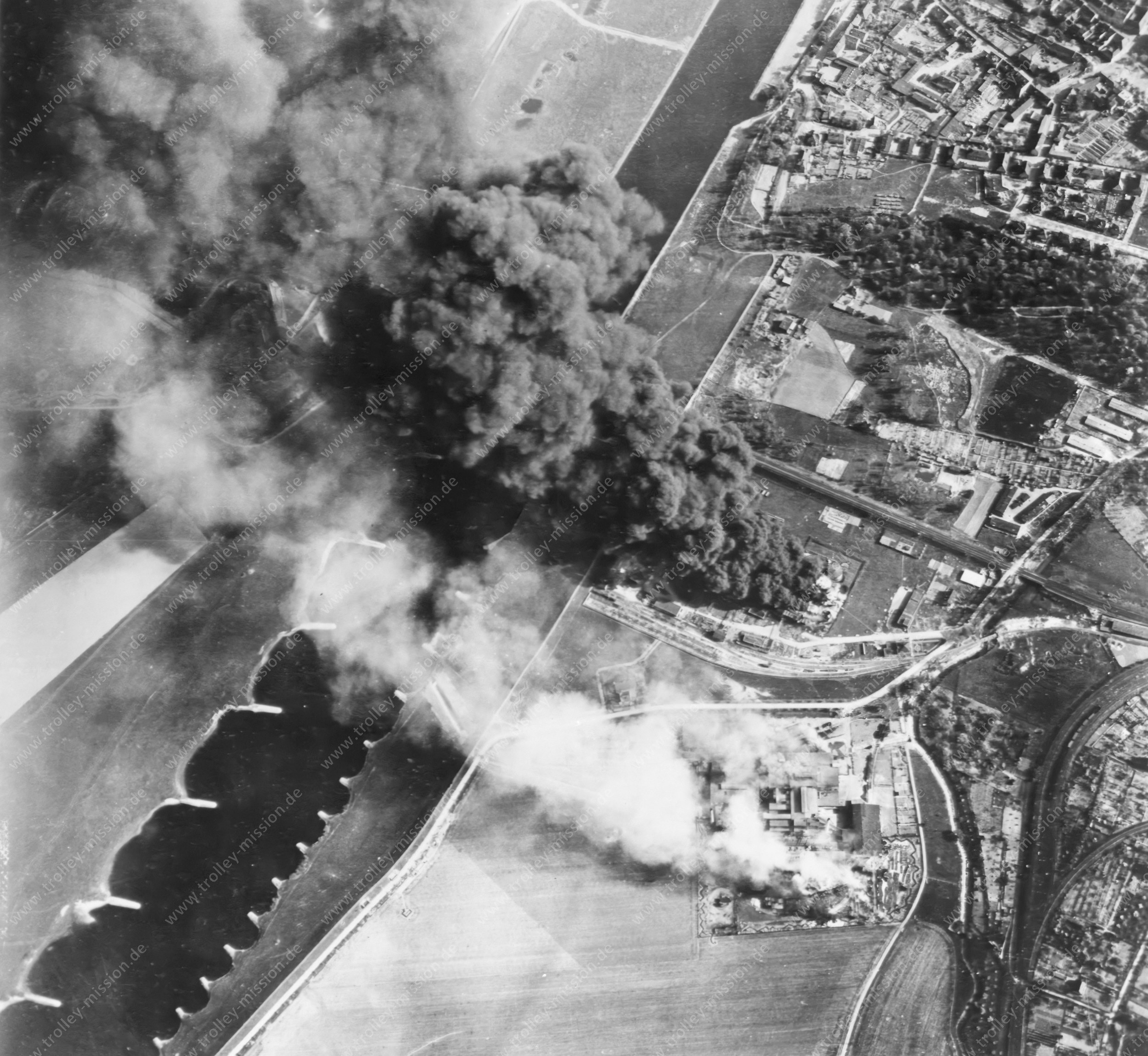 Luftangriff Treibstofflager und Tanklager in Torgau