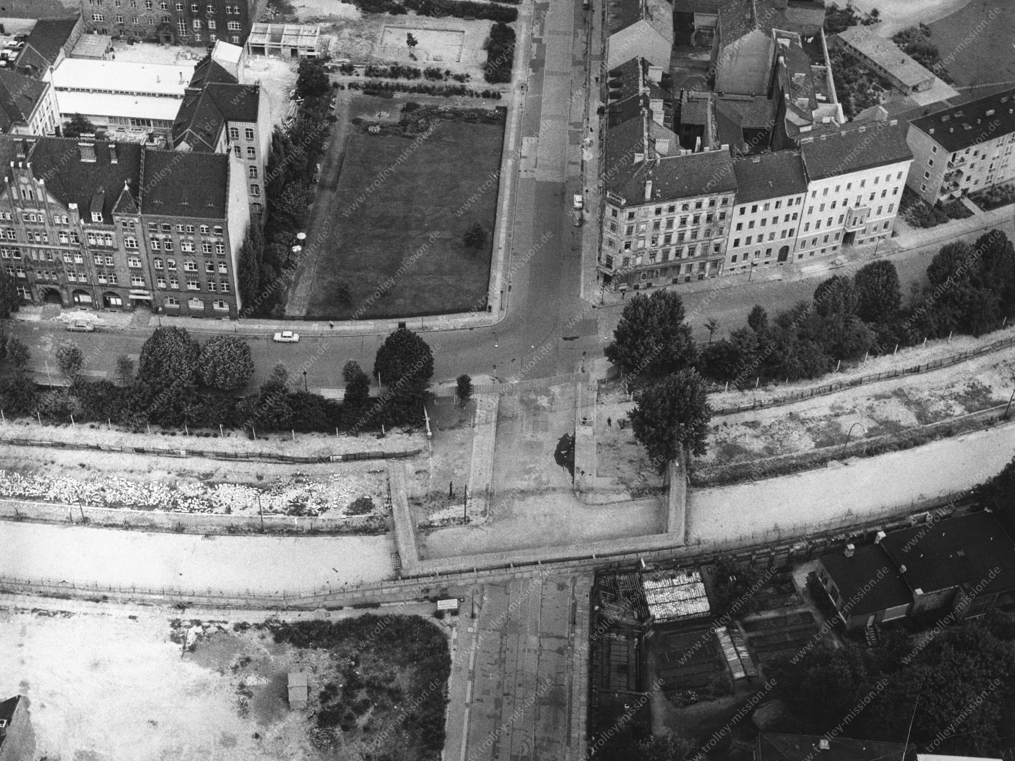 Luftbild Adalbertstraße und Engeldamm sowie Bethaniendamm in Berlin