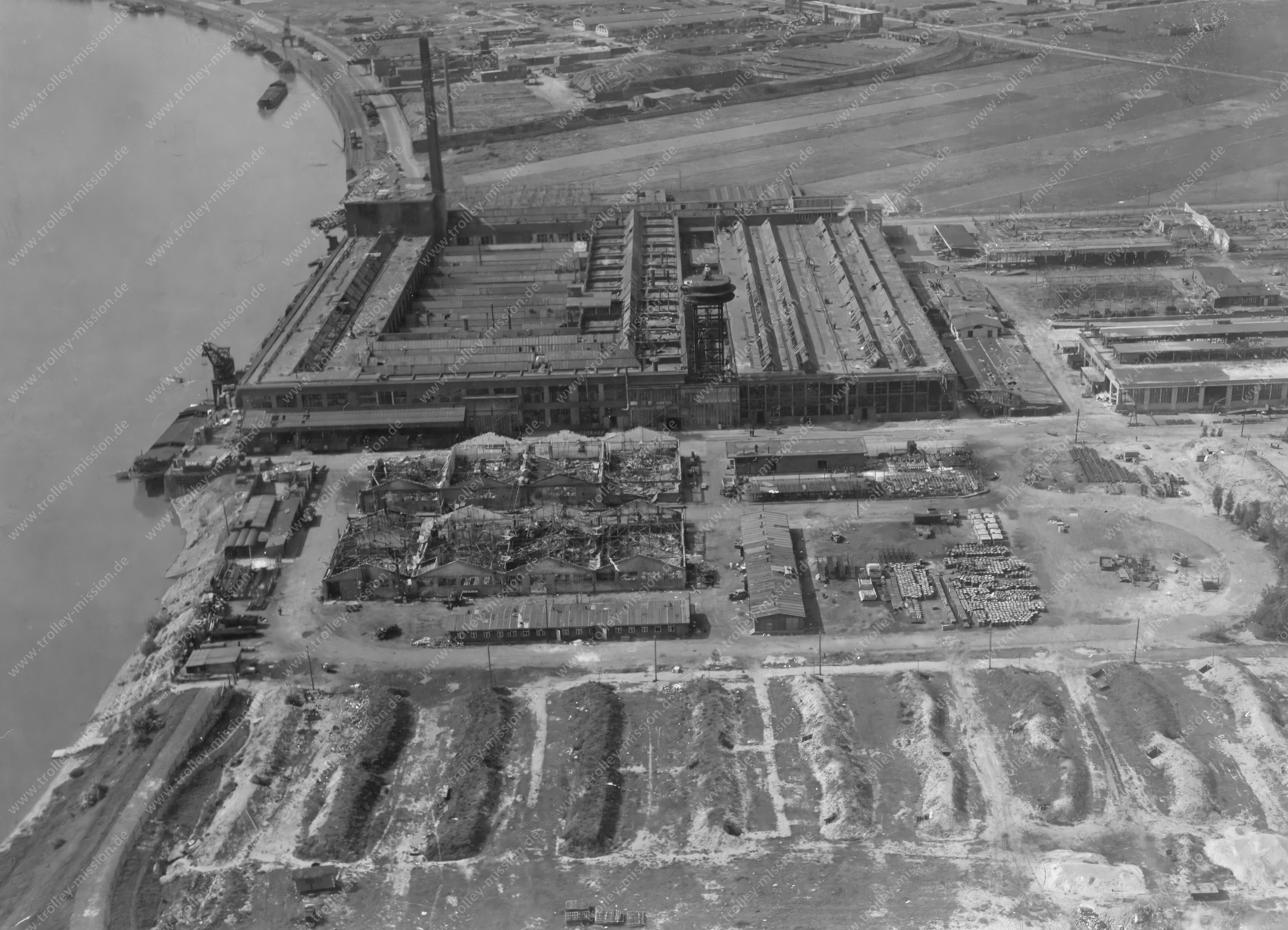 Luftbild Ford Werke Köln Niehl im Zweiten Weltkrieg