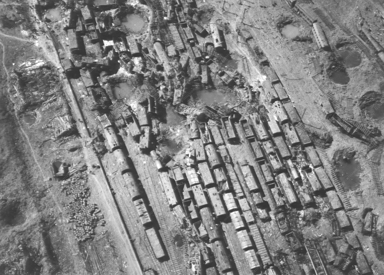 Gleisanlagen am Limburger Güterbahnhof - Historisches Luftbild 1945