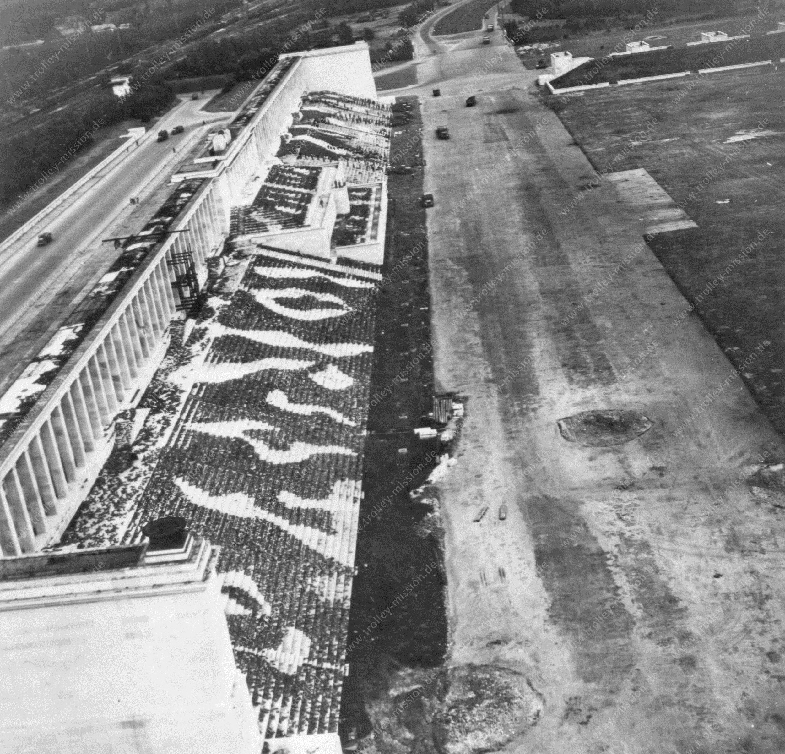 Zeppelinfeld und Tribüne auf dem Reichsparteitagsgelände in Nürnberg