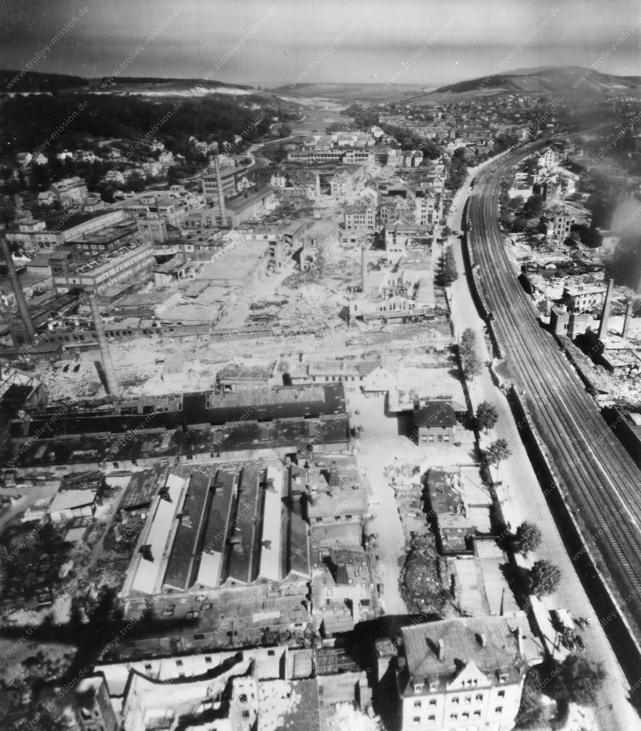 Automobilwerk Eisenach nach den Luftangriffen im Zweiten Weltkrieg