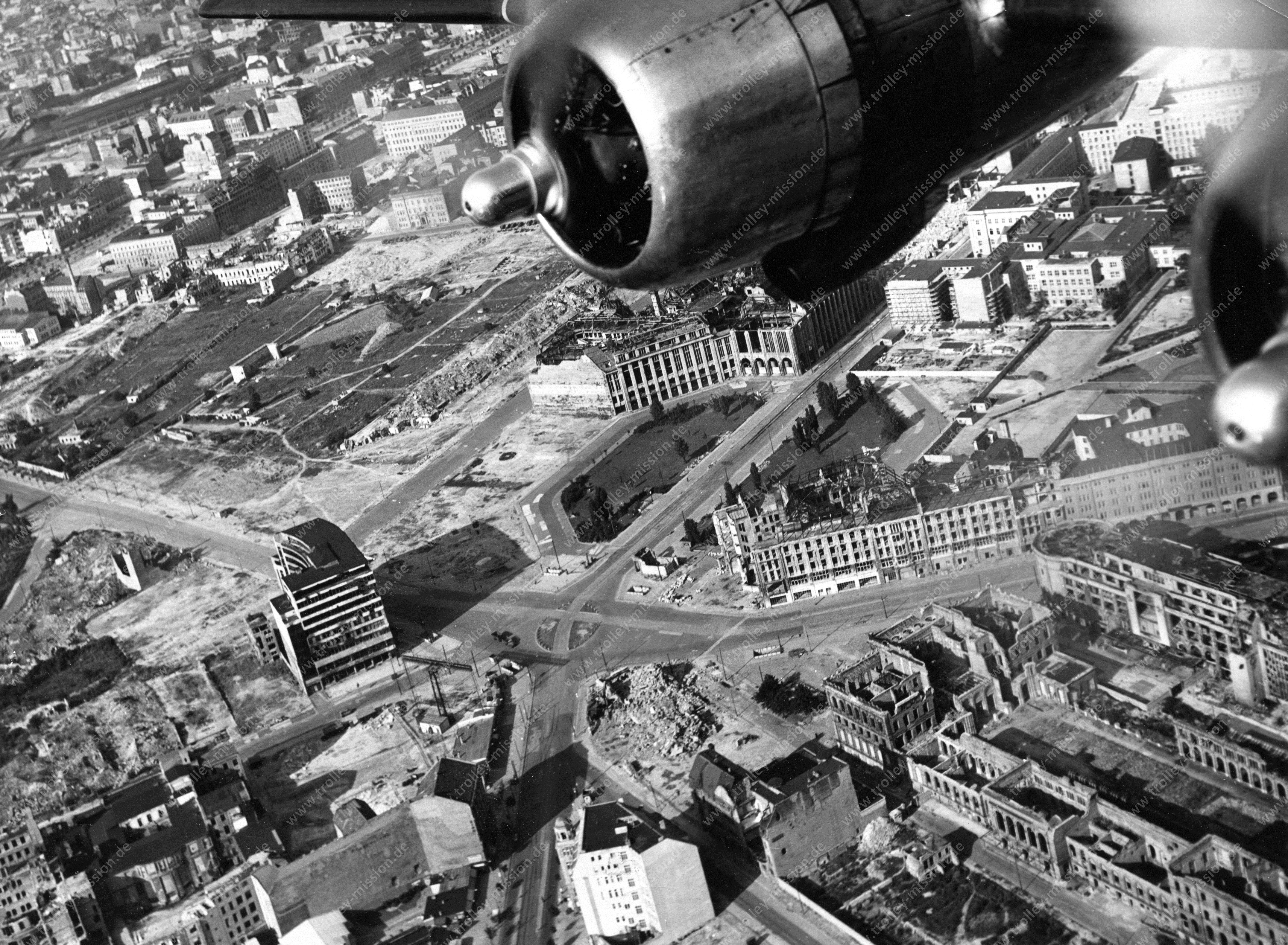 Luftbild Potsdamer Platz und Leipziger Platz vom 10. April 1959