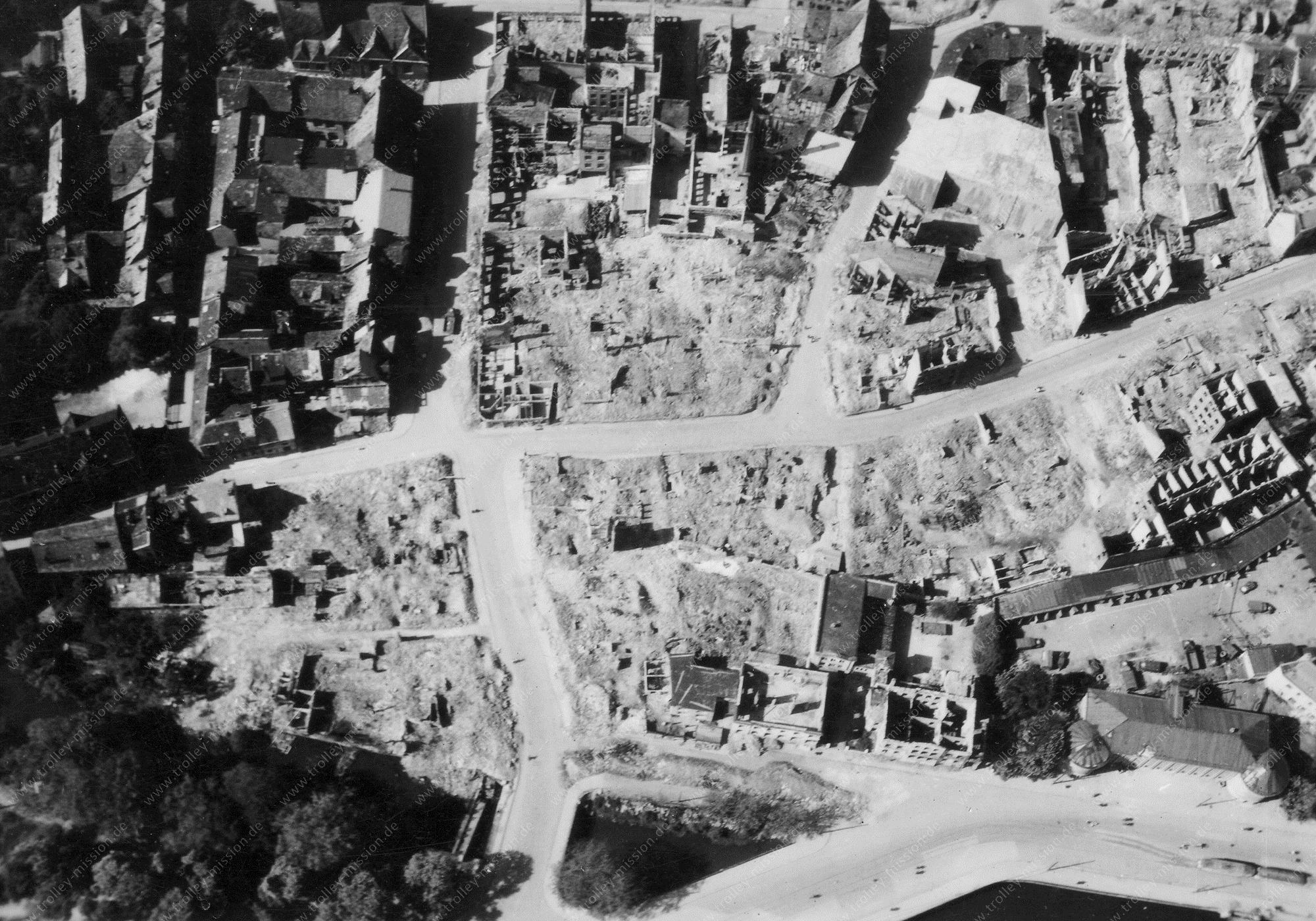 Brunswick from above: Aerial view after Allied air raids in World War II
