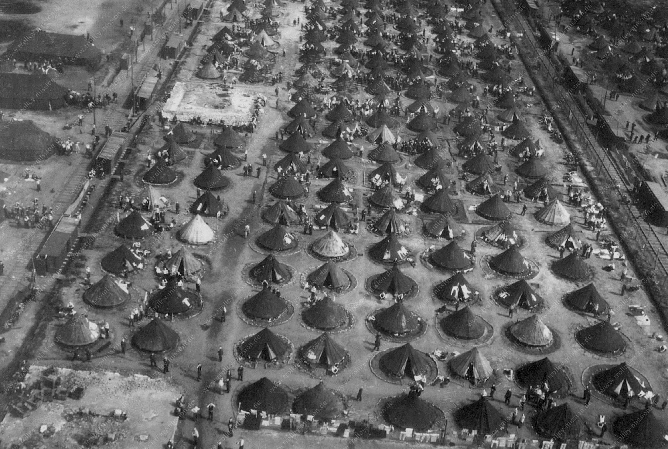 Vloethemveld: Munitiedepot en Krijgsgevangenkamp Zedelgem (Zilleghem) Luchtfoto Wereldoorlog